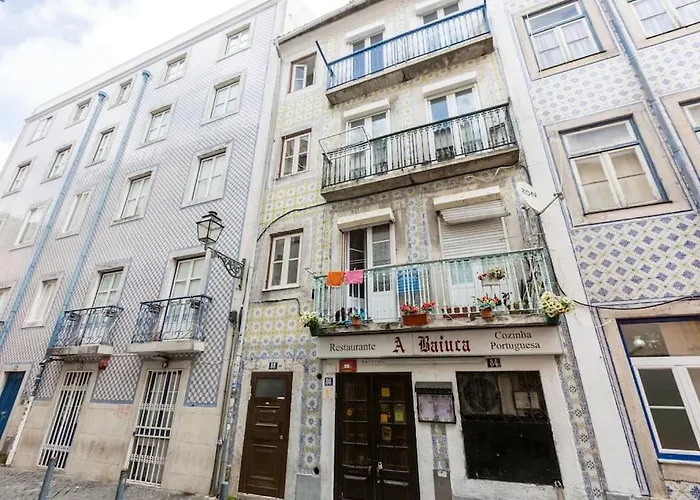 Casa Com Alma Portuguesa @ Bairro Alto II